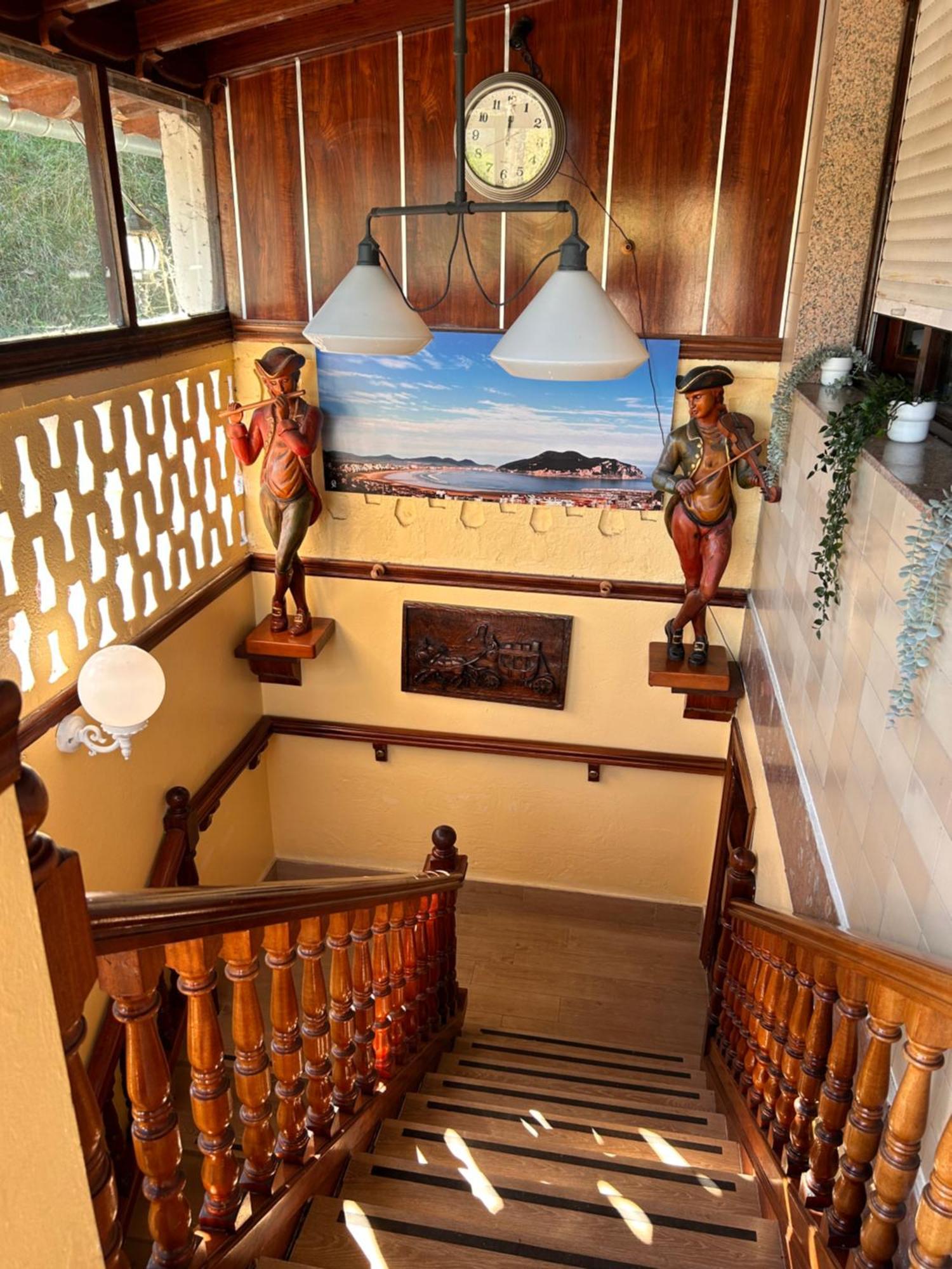 Hostal El Carro Λαρέντο Εξωτερικό φωτογραφία